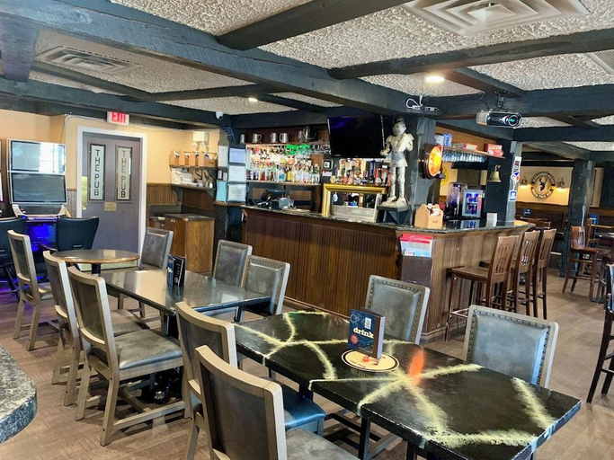 Food & Drinks 5, Peace Valley Inns, Division No. 19