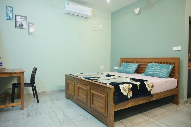 Bedroom 2, You and Me, Thiruvananthapuram