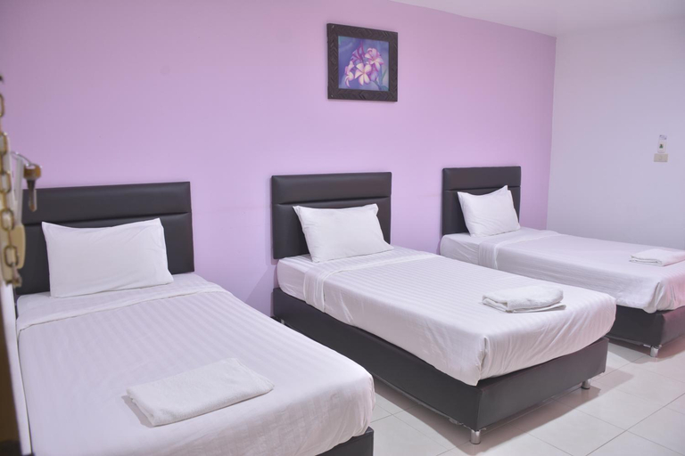 Bedroom 2, Phusuay Park View Hotel, Muang Chaiyaphum