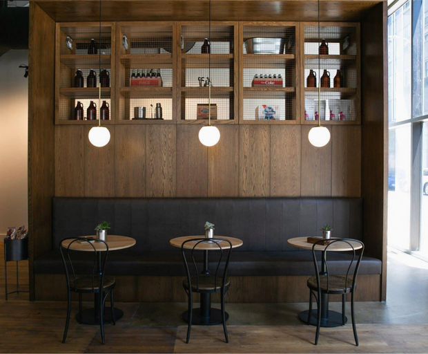 Food & Drinks 5, Hotel Clemons, Hamilton