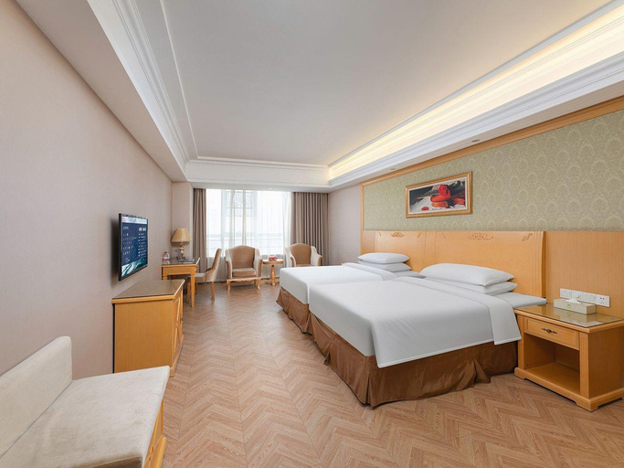 Bedroom 2, Vienna Hotel Xuzhou Pengcheng Square Metro Station, Xuzhou