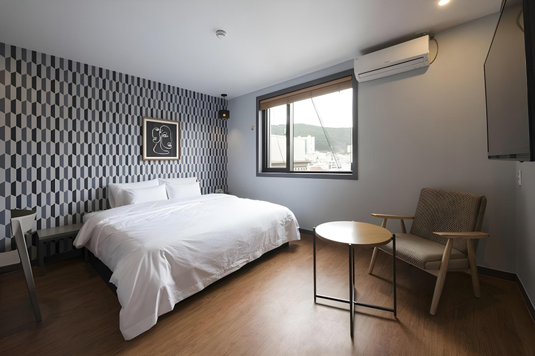 Bedroom 3, NO.25 Busan Yongho Branch, Nam