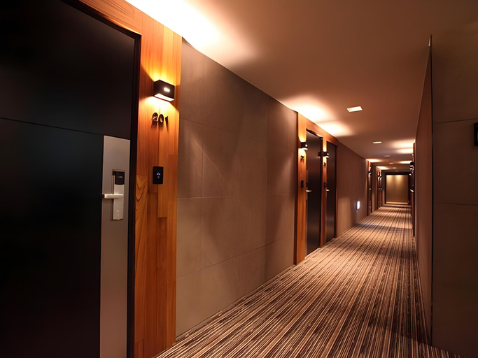 Others 4, Hotel Rich, Goyang