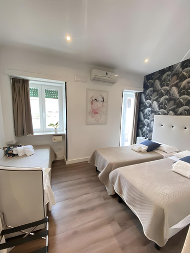 Bedroom 4, Hotel Europeo, Napoli