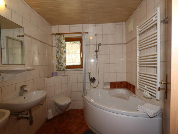 Bathroom 3, Chalet in Grossarltal with Panoramic Views, Sankt Johann im Pongau