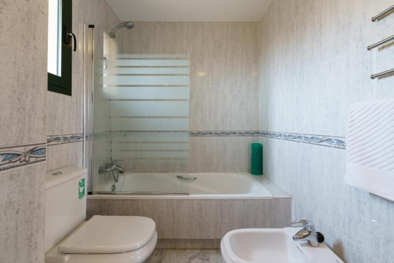 Bathroom, CT 139 - Cumbres de Riviera - Penthouse, Málaga