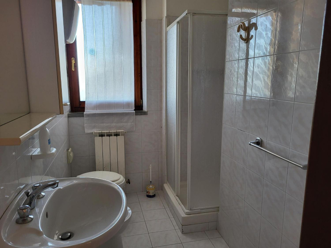 Bathroom 3, Rustic Retreat in Umbria, Perugia