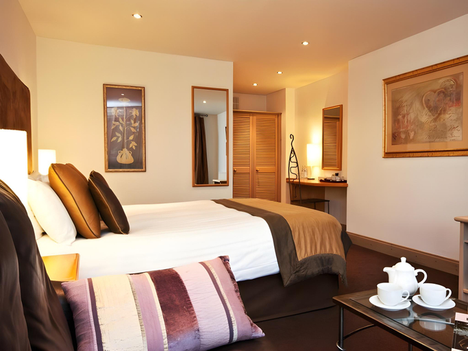 Bedroom 2, Regent Hotel By The Lake, Cumbria