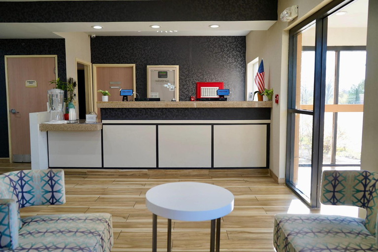 Public Area 2, Clarion Pointe Fairborn near Wright Patterson AFB, Greene
