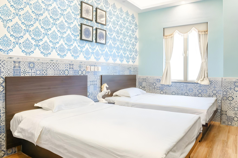 Bedroom 2, Hou Kong Hotel, Macao