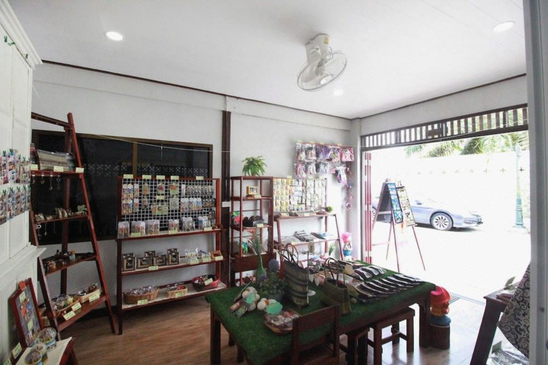 Food & Drinks, OB ARUN House, Bangkok Yai