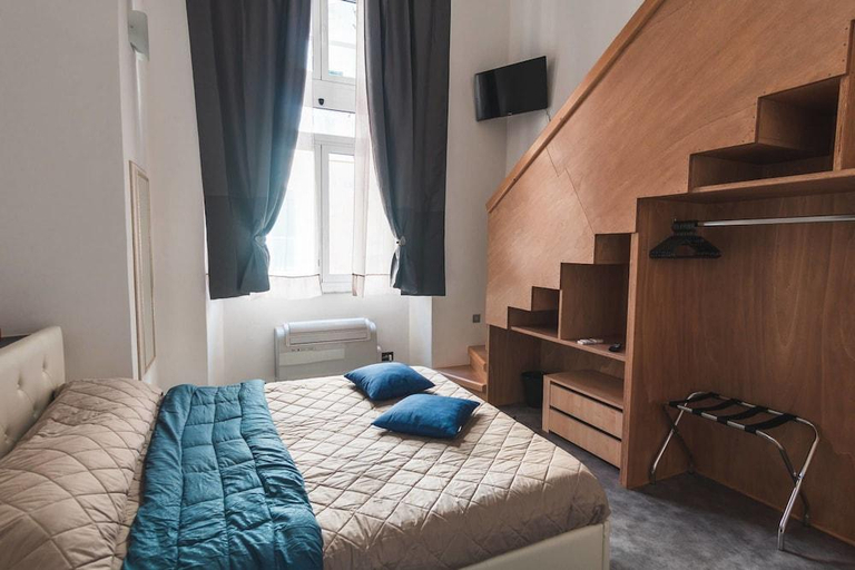 Bedroom 2, San Cosmo Suite, Genova