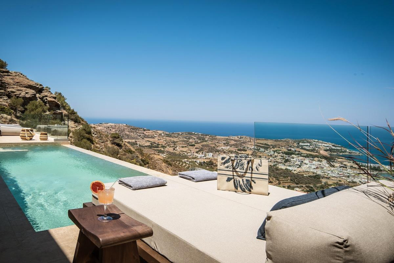 Sport & Beauty 2, Villa Ouranos - Where the World Unfolds Before You, Crete