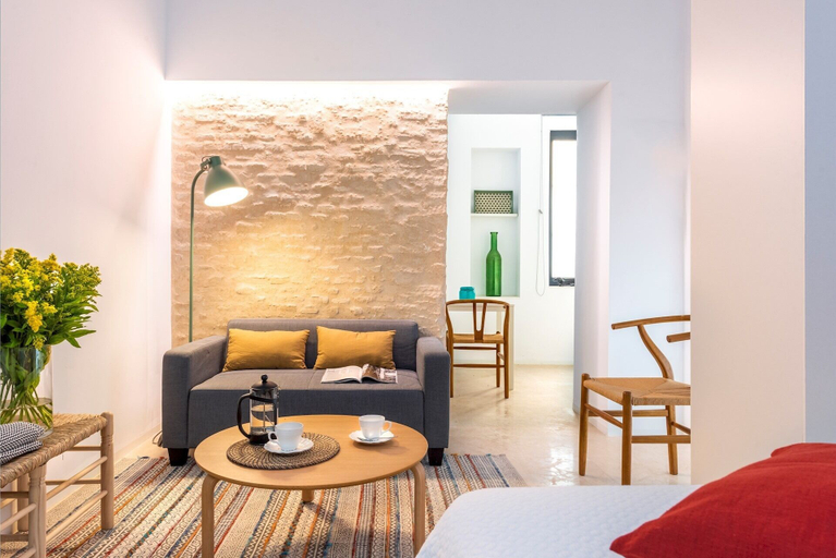Living room 5, Beautiful Studio in Santa Cruz Quarter Santa Teresa II, Sevilla