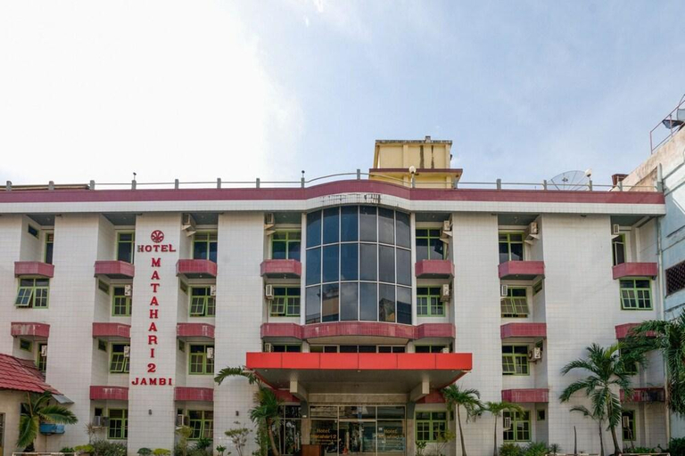 Exterior & Views 1, OYO 3435 Hotel Matahari 2 Syariah, Jambi