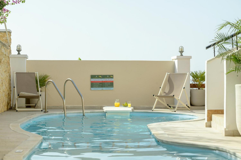 Sport & Beauty 2, Villa Araucaria private pool, Jacuzzi, Seaview, Crete