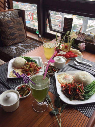Food & Drinks 5, Vienna Hotel Guiyang Jiaxiulou Jichang Road, Guiyang