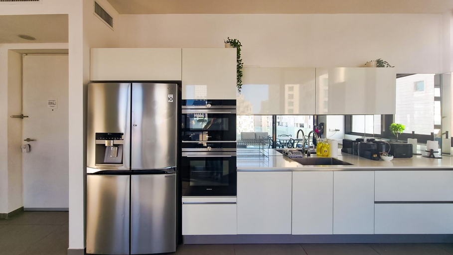 Others 4, BnBIsrael apartments - HaYarkon
