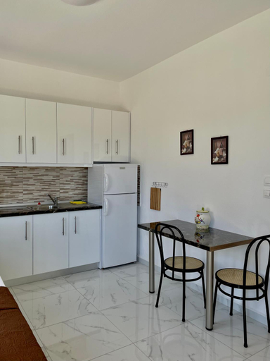 5, Anna Dani Apartments, Central Macedonia