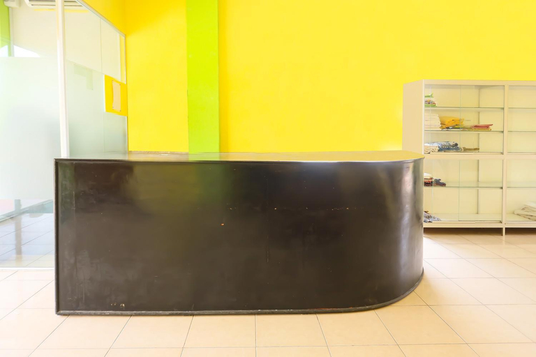 Public Area 2, Hotel O Penginapan Sulthan Penyengat Syariah, Tanjung Pinang
