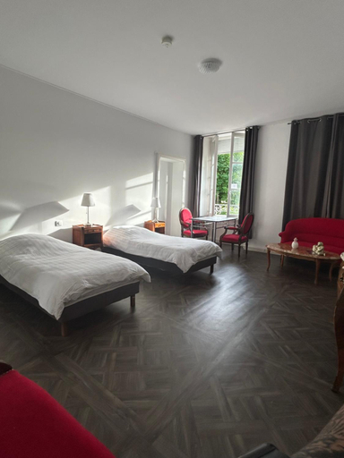Bedroom 2, Complexe Le 43, Haute-Saône
