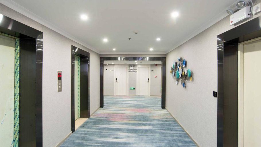 Others 5, 7 Days Premium Zhuhai Gongbei Light Railway Branch, Zhuhai