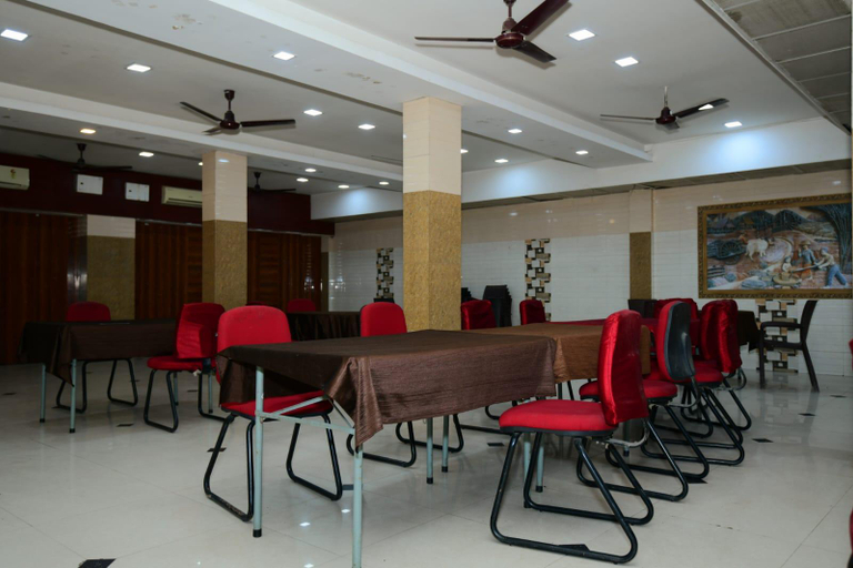 Food & Drinks 5, AP Palace Hotel Ayodhya, Faizabad