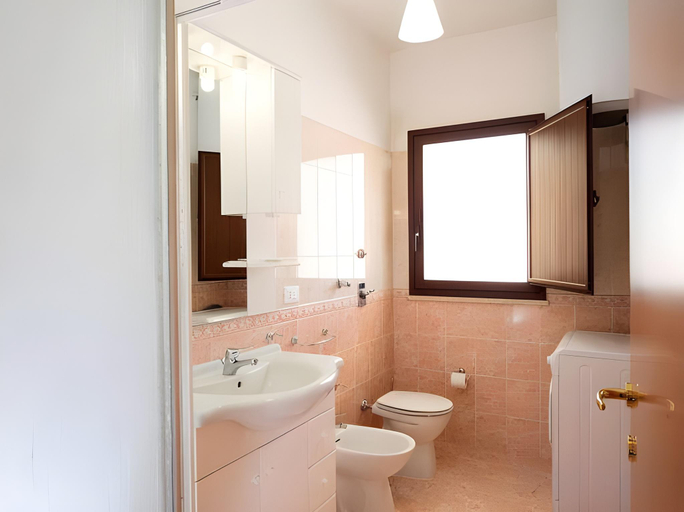 Bathroom 4, CasaTrapani B&B ed Appartamenti, Trapani