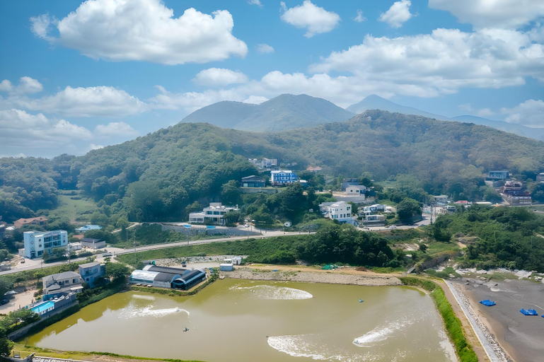 Others 4, Sunrise Pension, Ganghwa