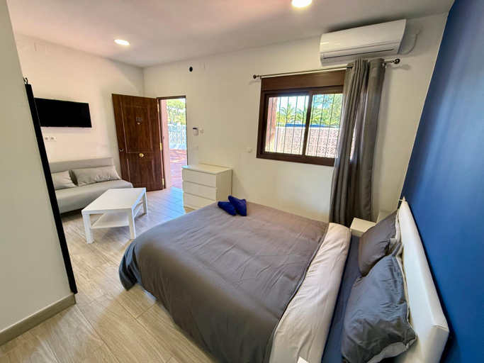 Bedroom 2, Apartamento con cocina Americana en Marbella Elvira, Málaga