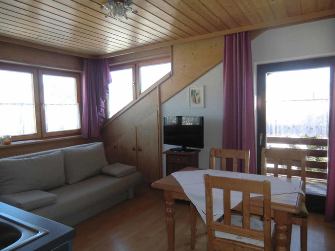 Others 3, Ferienpension Fremuth, Regen