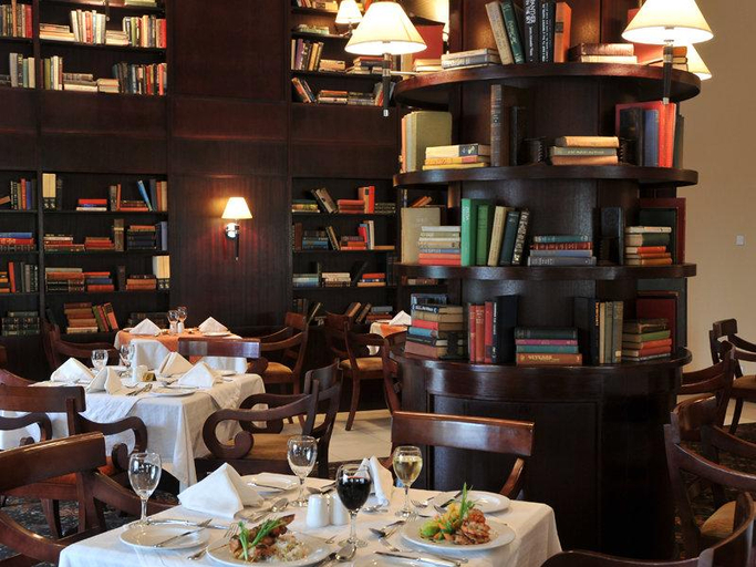 Food & Drinks, Oakwood Park Hotels, Eti-Osa