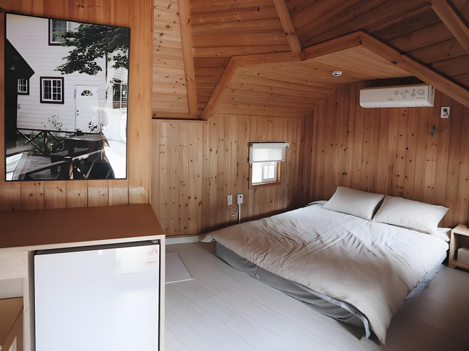 Bedroom, Salt Garden Island, Geoje