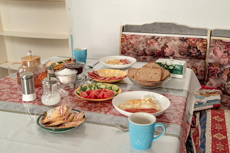 Food & Drinks 5, camping yard hostel karakol, Ak-Suu