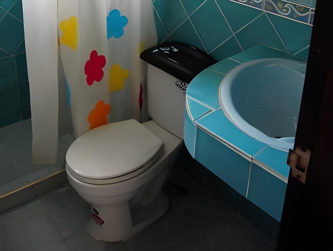 Bathroom 3, Samui Natien Village, Ko Samui