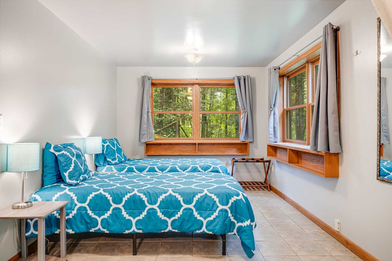 Bedroom 3, Twin Creeks Lodge by Avantstay 33 Acre Retreat, Transylvania