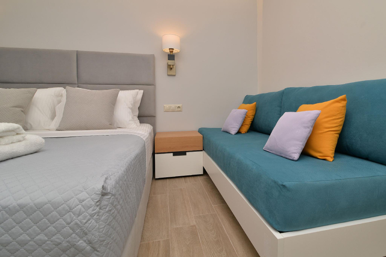 Bedroom 3, Olympus Diamond studios, Central Macedonia