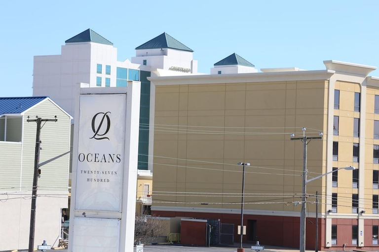 Exterior & Views 1, Oceans 2700, Virginia Beach