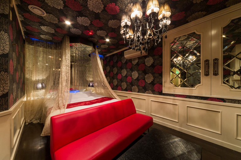 Others 5, Hotel Tosu Tsukasa (Love Hotel), Tosu