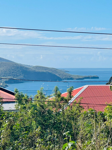 View, Ponm Siret, Bouillante