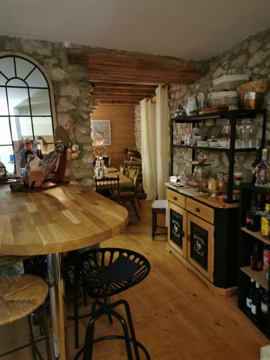 Food & Drinks 4, La Petite Chapelle, Pyrénées-Orientales