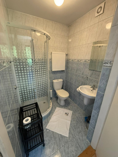 Bathroom 2, Zacisze, Żywiec