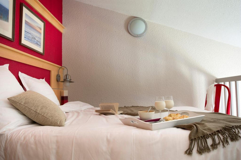 Bedroom, Residence Pierre & Vacances Le Fort de la Rade, Charente-Maritime