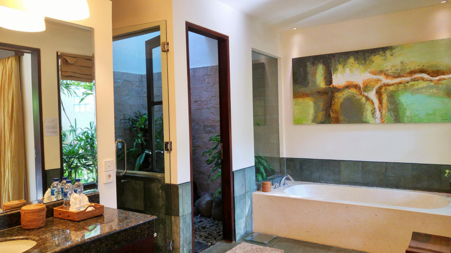 Bathroom 4, Villa Saraswati, Gianyar