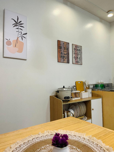 Food & Drinks, Fablo Getaway Staycation beside Enchanted Kingdom, Santa Rosa City