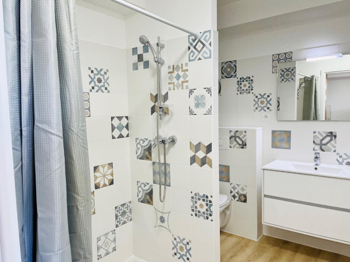 Bathroom 4, Ra Sidence Easy Lodge, Corse-du-Sud