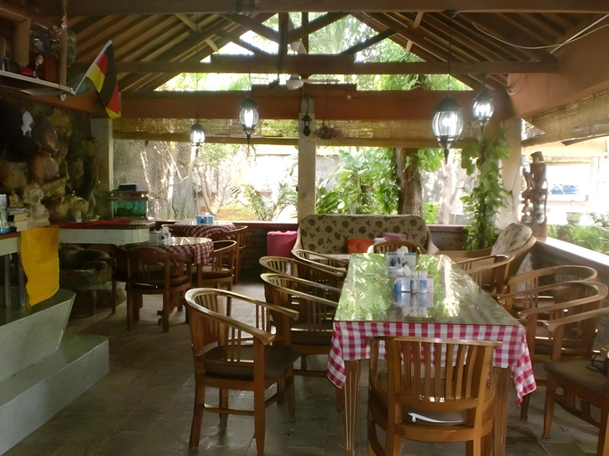 Food & Drinks 2, Deutsches-Eck Rikesti Hotel, Buleleng
