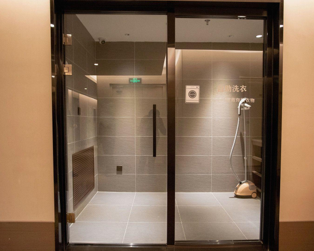 Bathroom 4, Hanting Hotel Hunchun Railway Station, Yanbian Korean