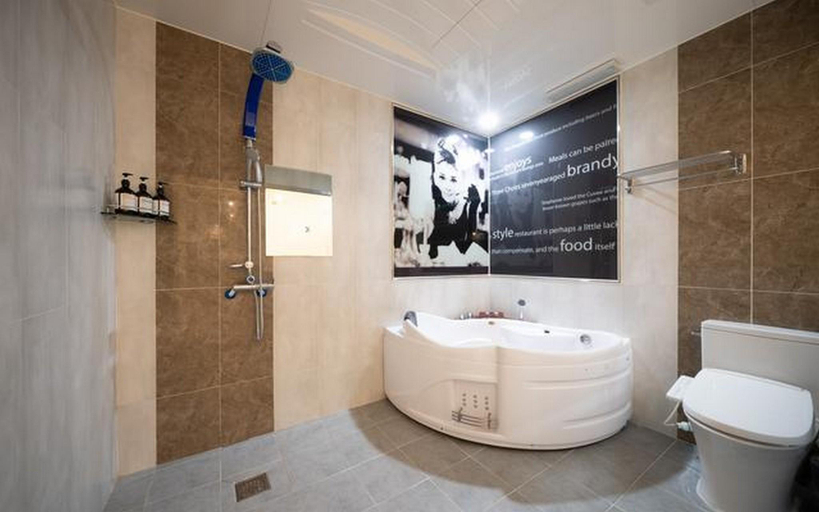Bathroom, Gwangju Hwajeong-dong luxury hotel, Buk
