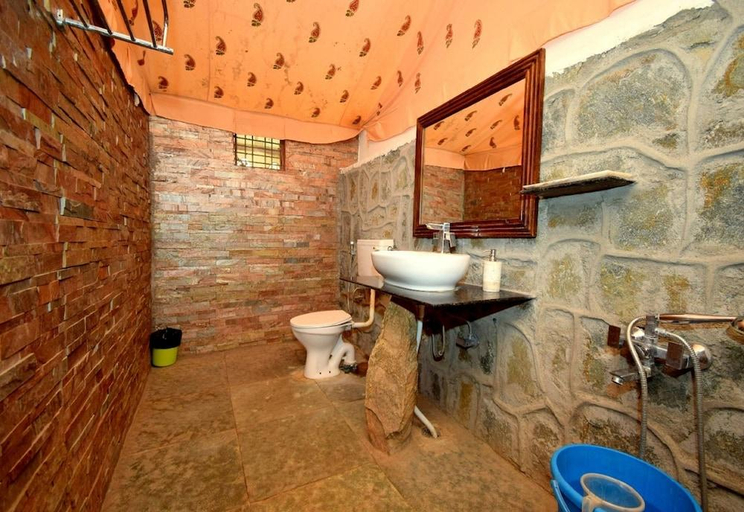 Bathroom 3, The Sky Imperial Jungle Camp Resort, Rajsamand